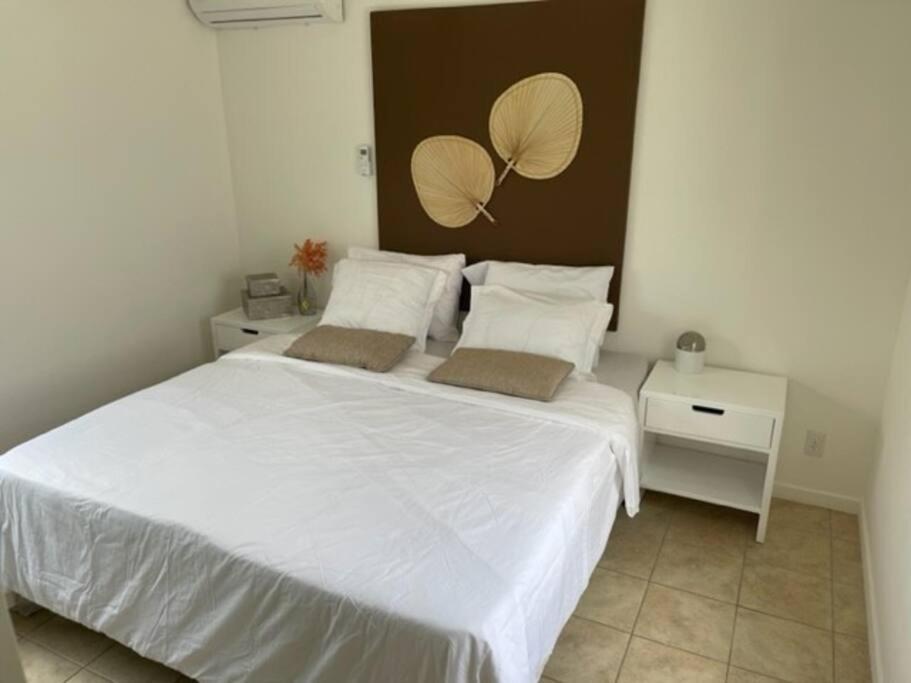 Villa Susanna 3 Bedroom 2 Bathroom House Sleeps 6Plus Willemstad Exterior photo